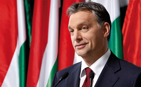 Orbán Viktor miniszterelnök tavaly októberben jelentette be, hogy az állam 1956 önkormányzattól vállal át adósságot. Orbán Viktor
