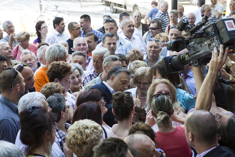 Orbán Viktor miniszterelnök Szarvasra látogatott