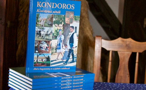 Bemutattuk a Kondoros, kisvárosi séták című könyvet