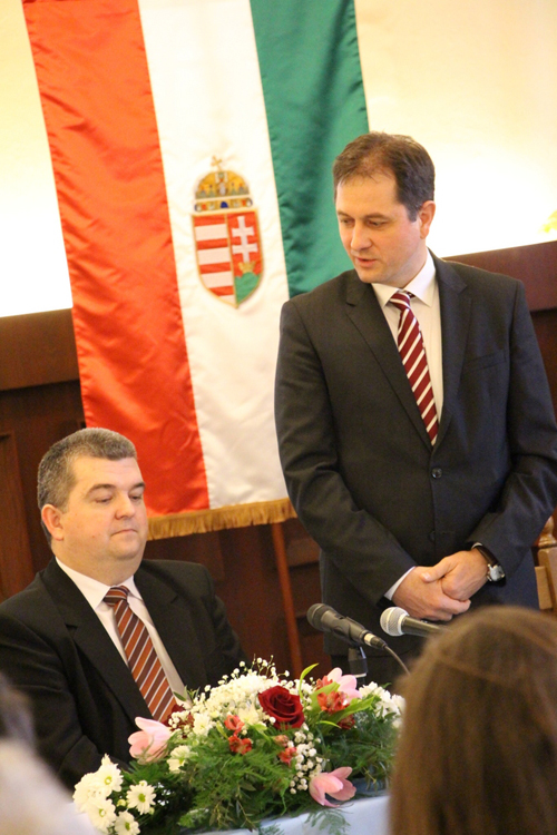 Czibere Károly, az Emmi szociális ügyekért és társadalmi felzárkózásért felelős államtitkára, és Dankó Béla (Fidesz), a térség országgyűlési képviselője Dankó Béla (Fidesz), a térség országgyűlési képviselője